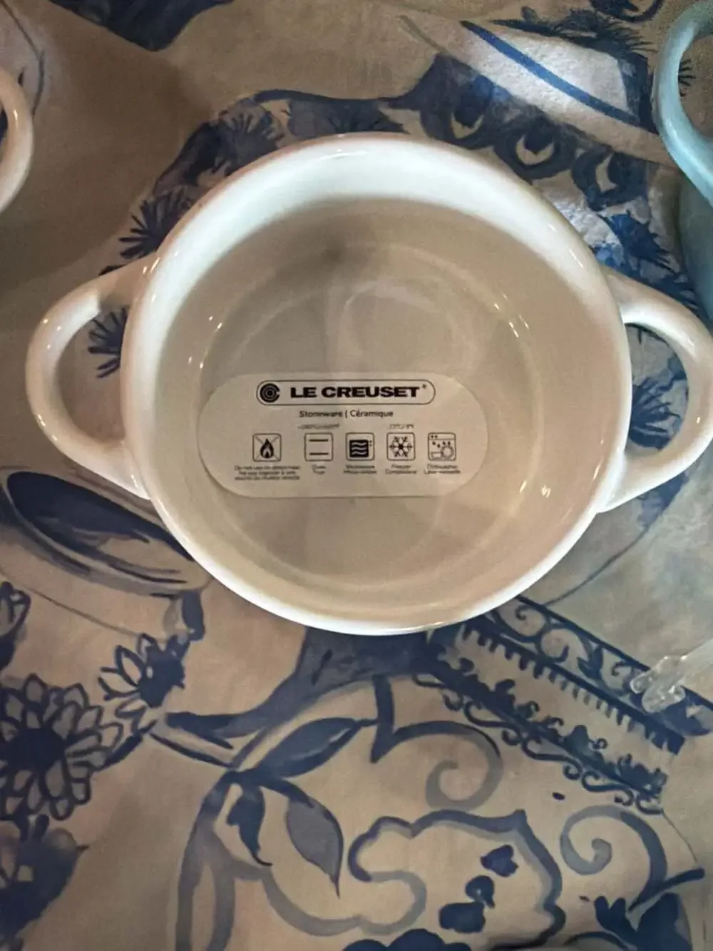 Le Creuset Stoneware 10cm Round Mini Cocotte in White
